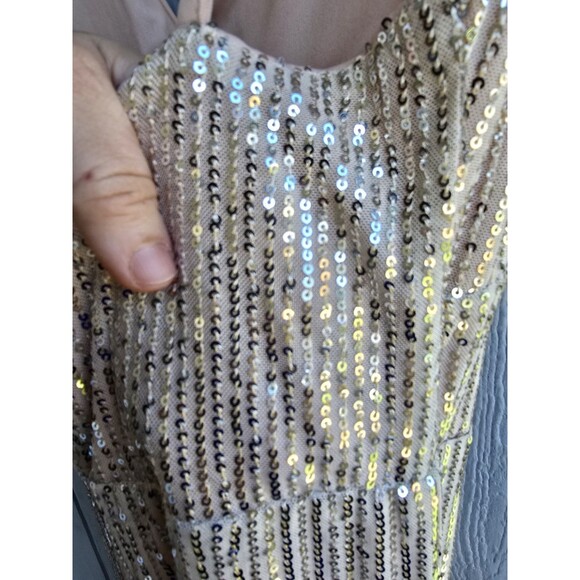 LOVE&LEMONADE Sexy V-Neck Silver Gold Sequin Bodycon sz m formal Dress Prom Nwt - Picture 9 of 10